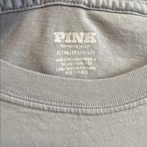 PINK Victoria's Secret campus Tees Duo - Picture 3 of 9